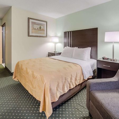 Quality Inn & Suites South Sioux Falls Bagian luar foto