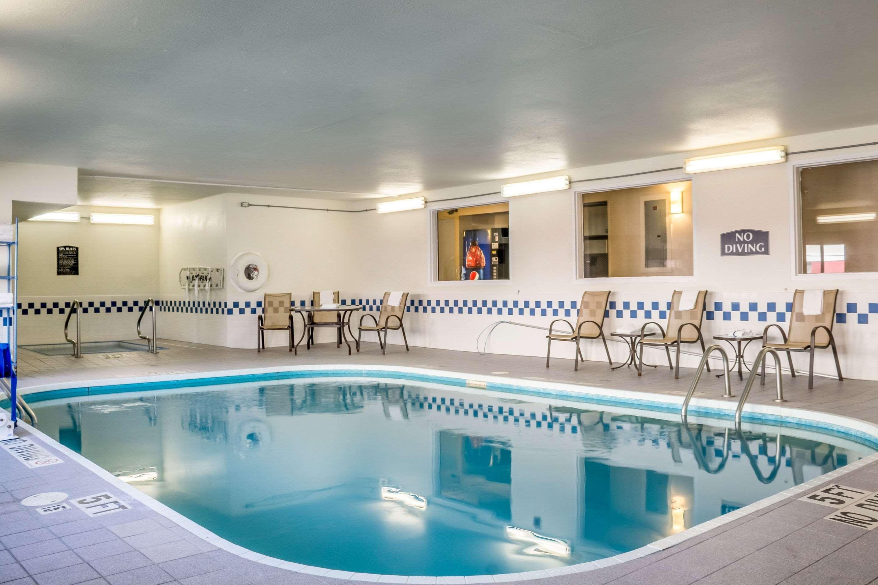 Quality Inn & Suites South Sioux Falls Bagian luar foto