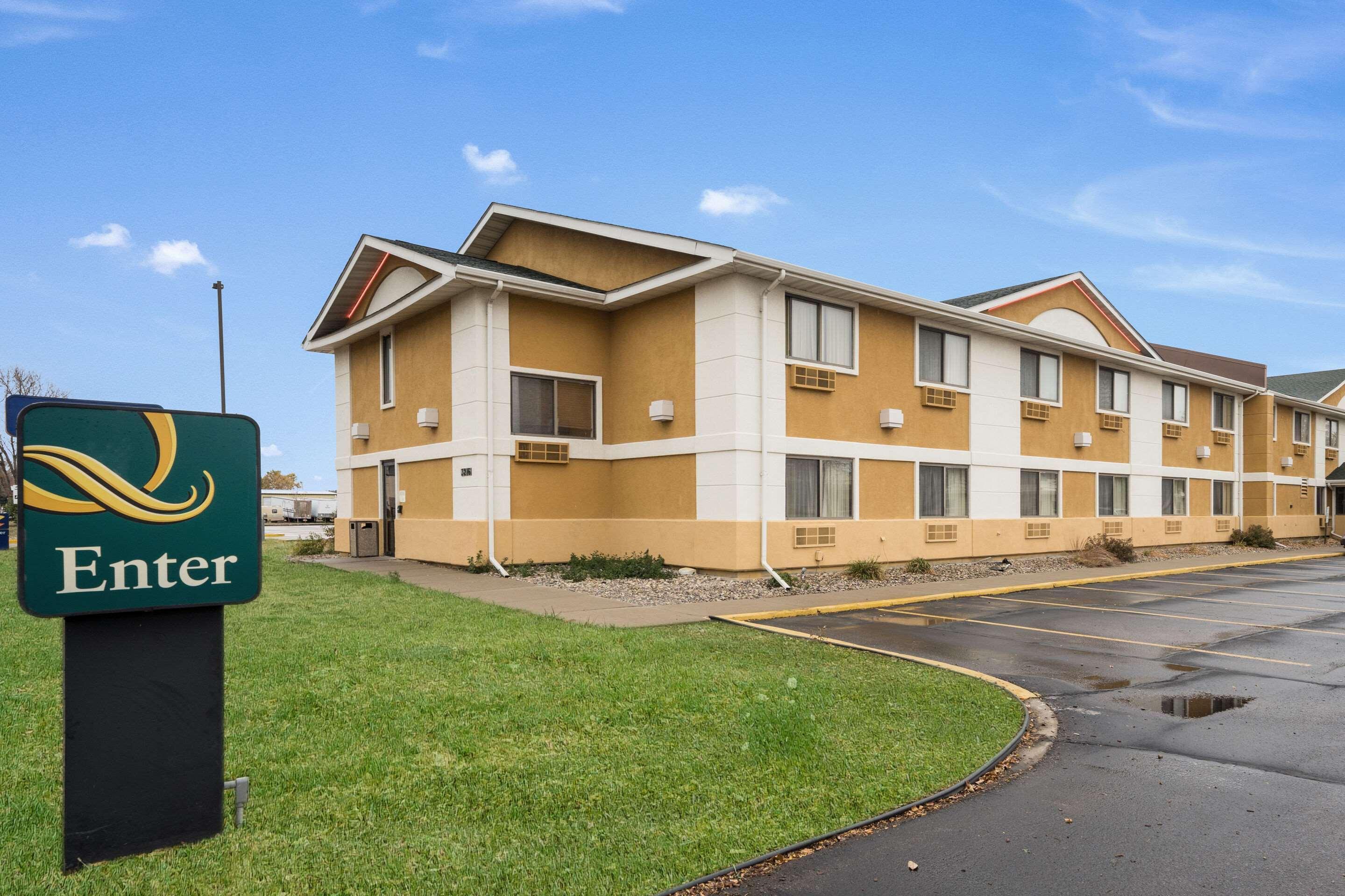 Quality Inn & Suites South Sioux Falls Bagian luar foto