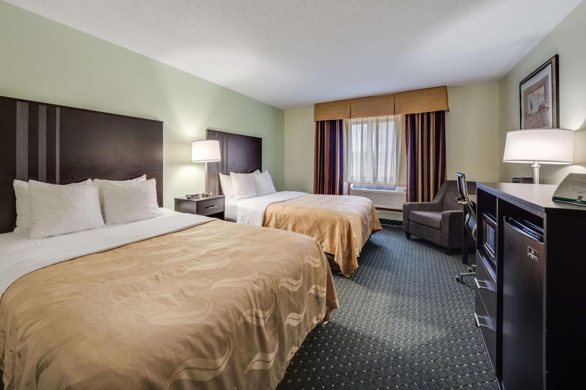 Quality Inn & Suites South Sioux Falls Bagian luar foto